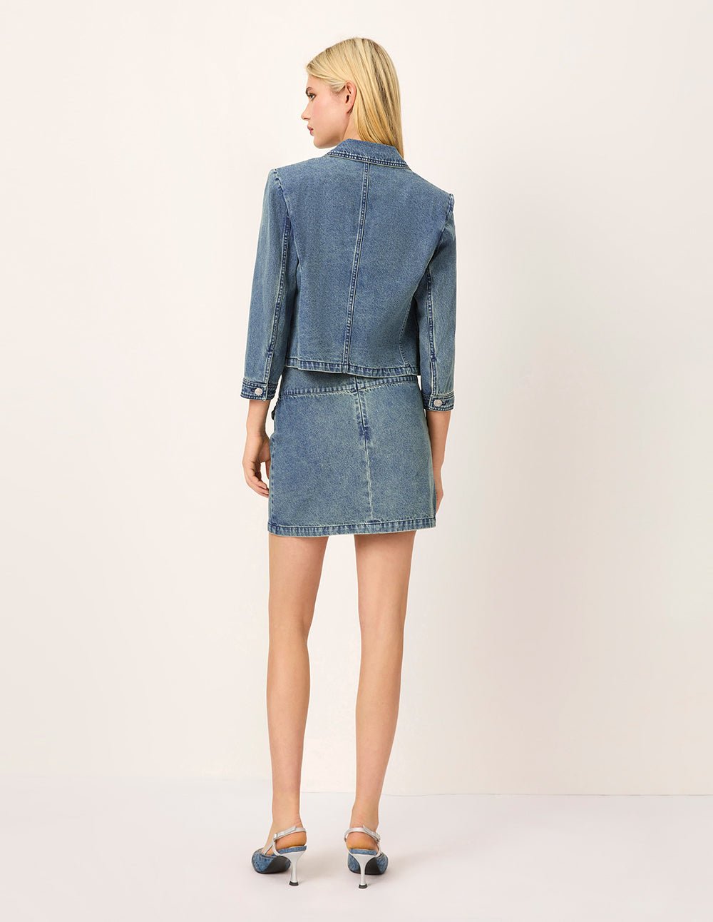 MARYLING Peaked Lapel Long-Sleeved 4-Pockets Wash Denim Jacket - Image 5